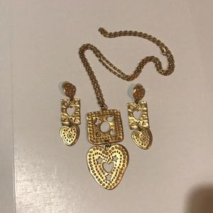 Matt gold plated long necklace and earrings set